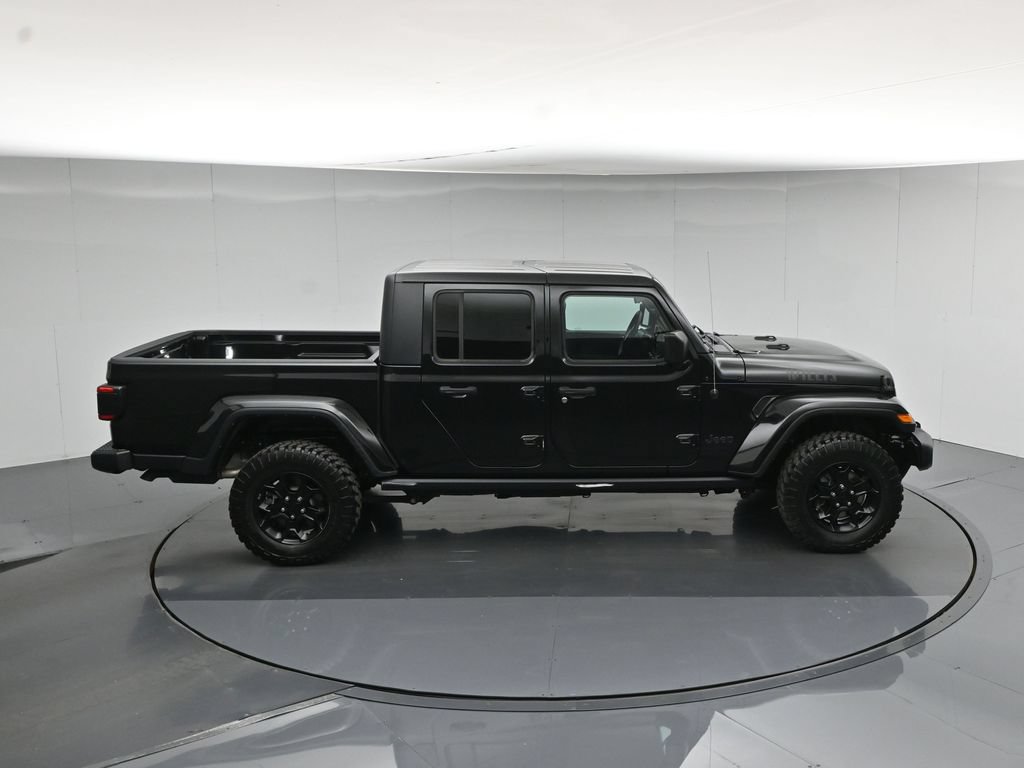Used 2023 Jeep Gladiator Sport AWD/4WD image 39