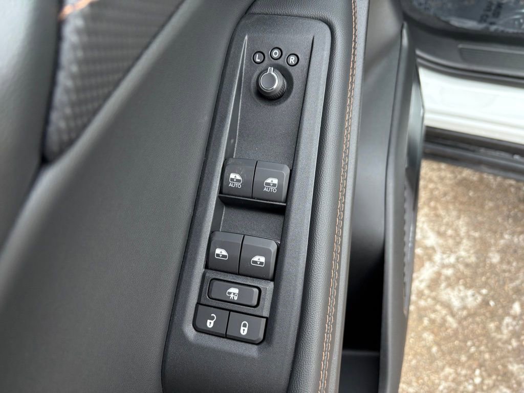 New 2026 Jeep Cherokee Overland w/ Trailer Tow Group image 17