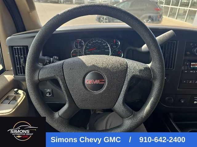 Used 2025 GMC Savana 3500 RWD image 15