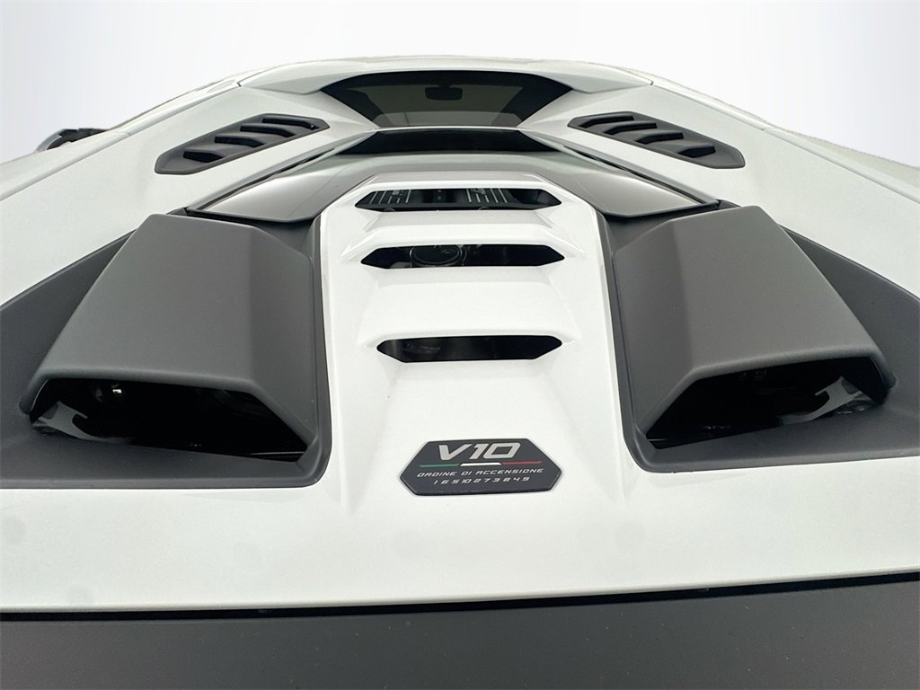 Used 2023 Lamborghini Huracan Tecnica image 26