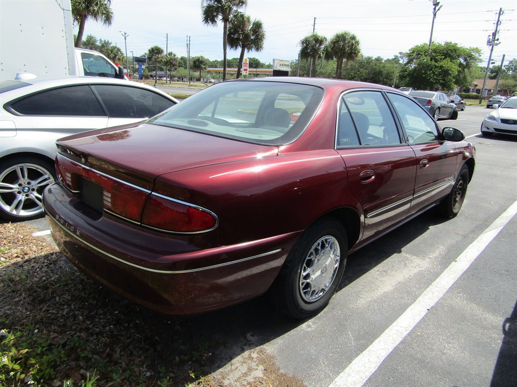 Used 2000 Buick Century Limited w/ Luxury Pkg FWD image 4