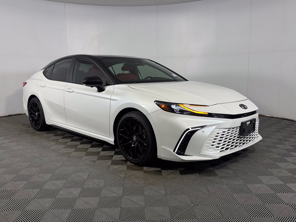 Used 2026 Toyota Camry XSE w/ Premium Plus Package FWD image 10
