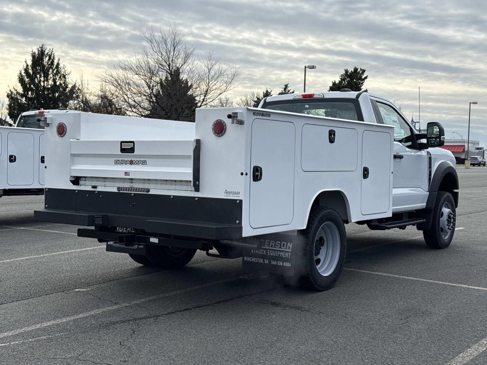 New 2026 Ford F450 XL w/ XL Chrome Package AWD/4WD image 3