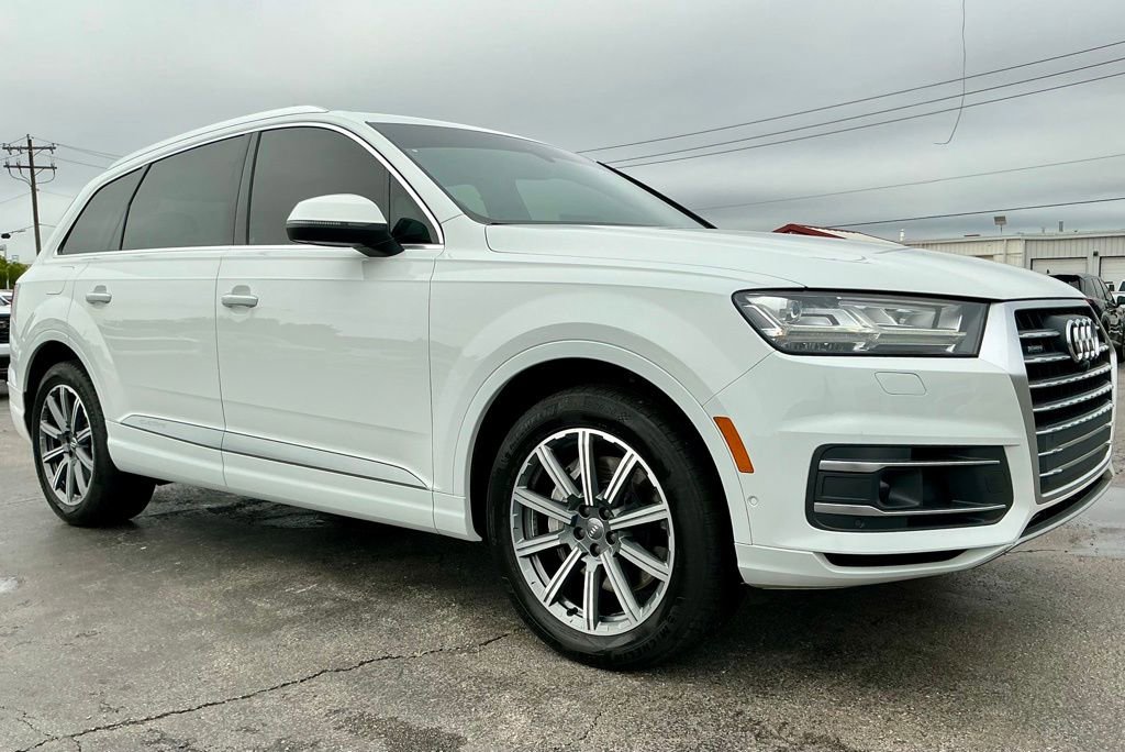 Used 2019 Audi Q7 3.0T Premium Plus w/ Premium Plus Package AWD/4WD image 6