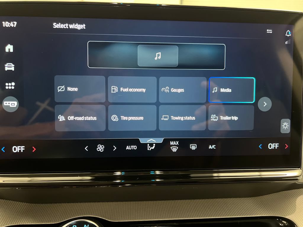 Used 2025 Ford Expedition Active RWD image 75