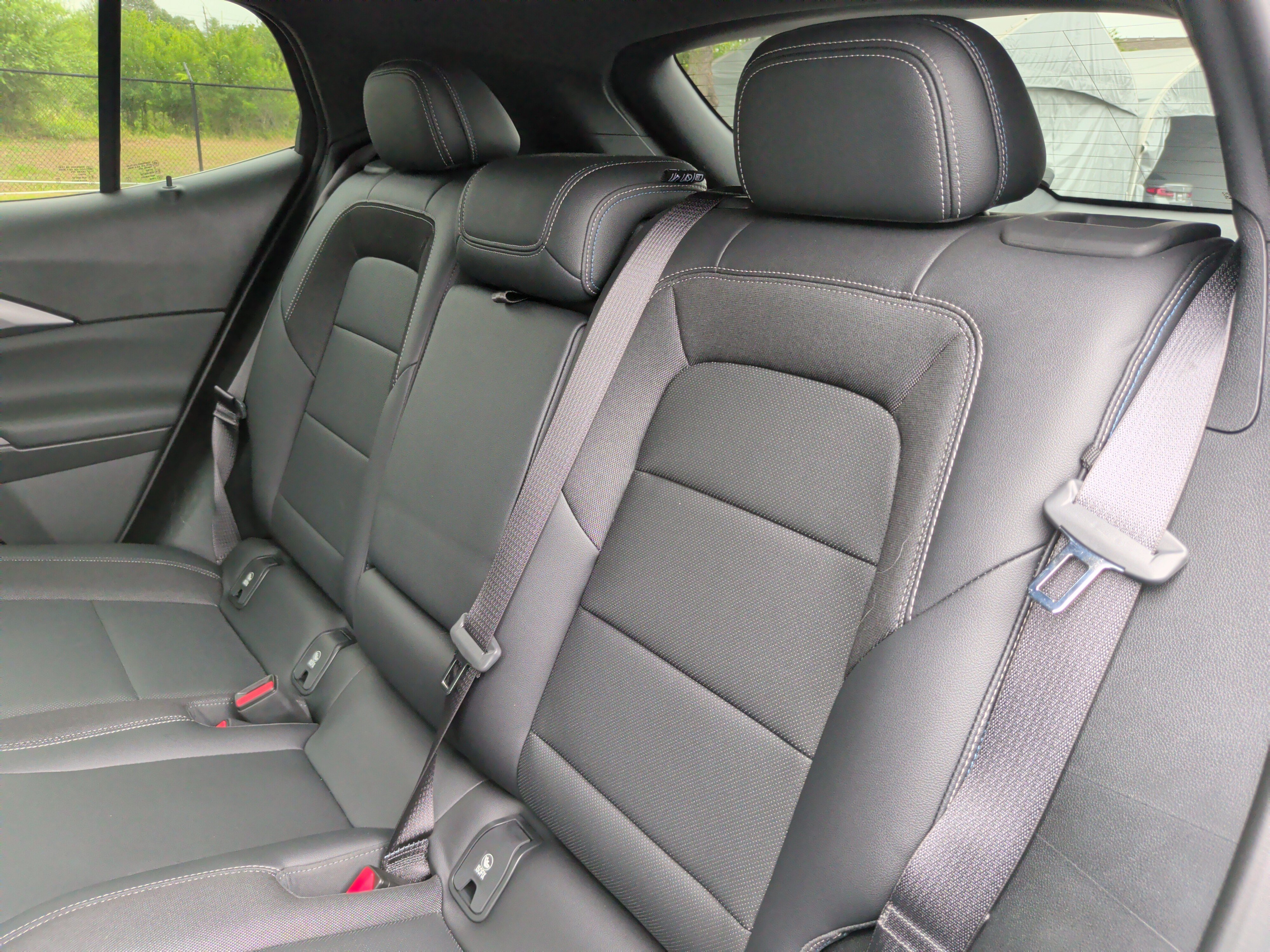 Used 2024 Chevrolet Equinox EV LT FWD image 38