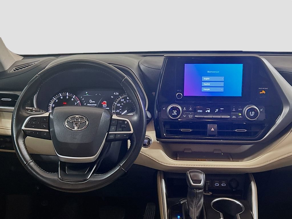 Used 2023 Toyota Highlander XLE FWD image 20