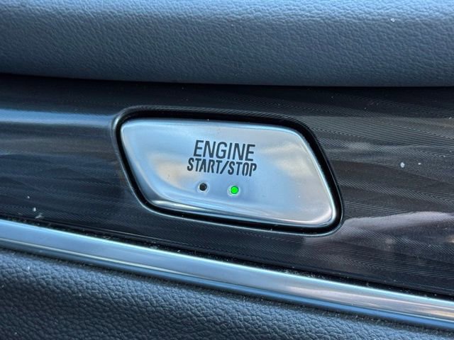 Used 2021 Buick Enclave Essence w/ Sound and Sites Package image 24