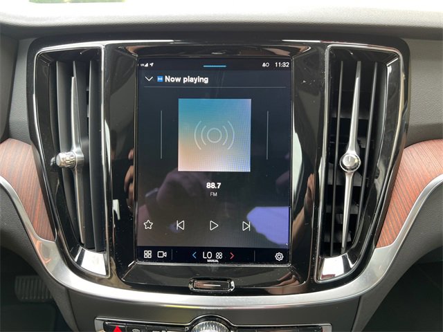 Used 2024 Volvo S60 B5 Plus image 18