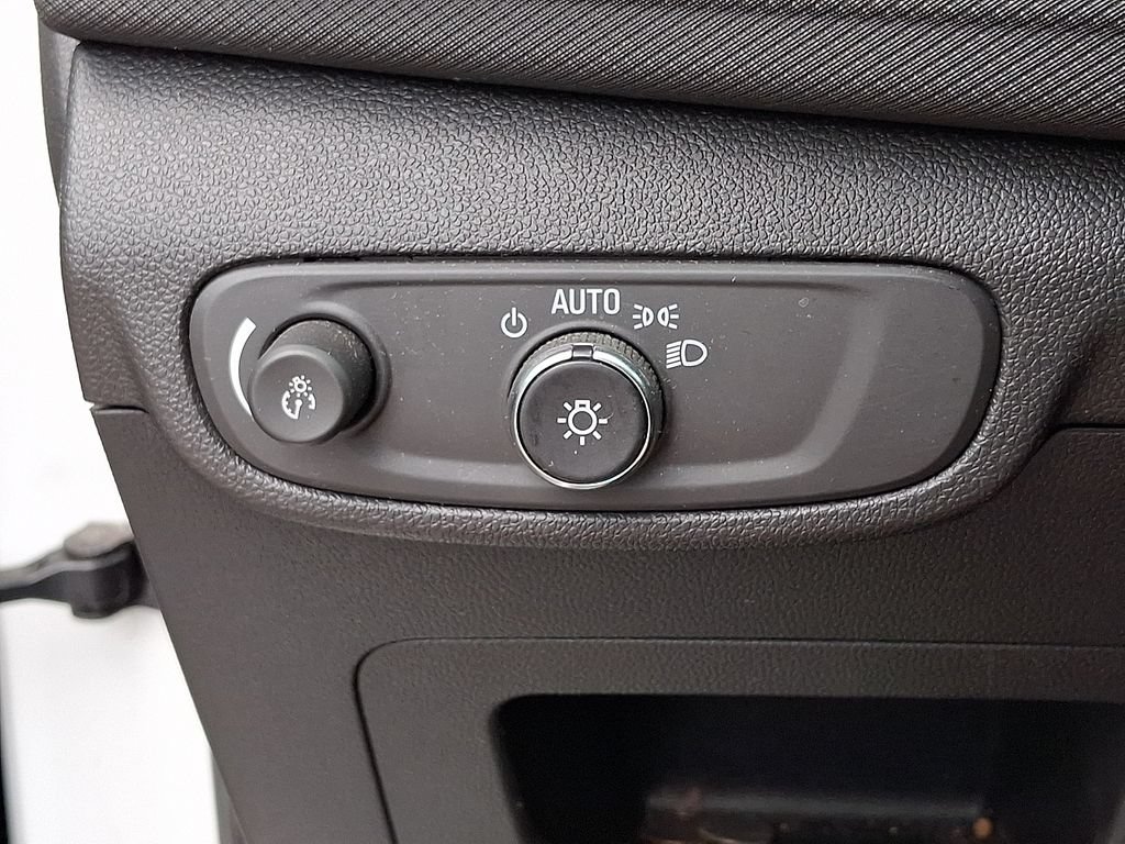 Certified 2024 Chevrolet TrailBlazer LS FWD image 25