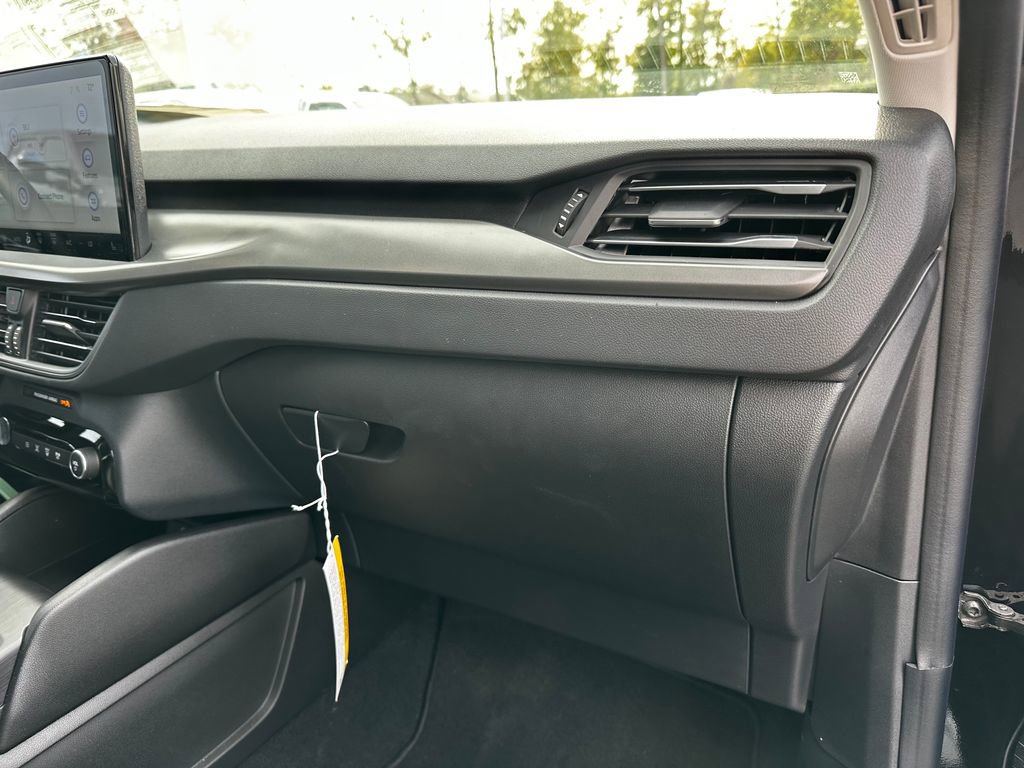 Used 2023 Ford Escape SE image 34