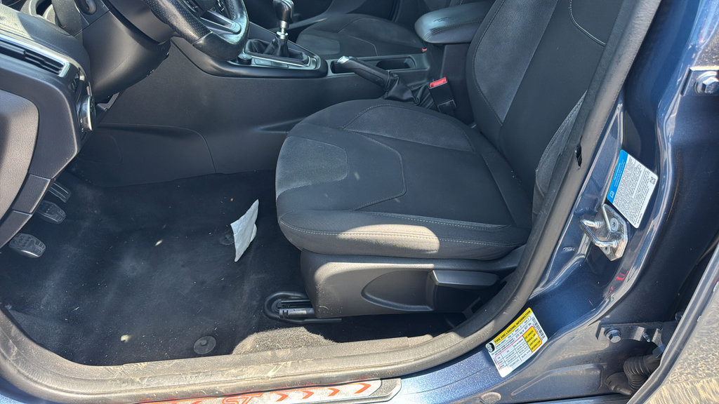 Used 2018 Ford Focus ST FWD image 21