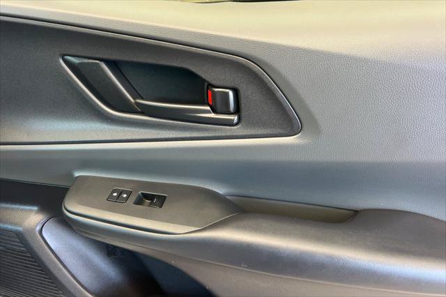 Certified 2023 Toyota Prius LE FWD image 18