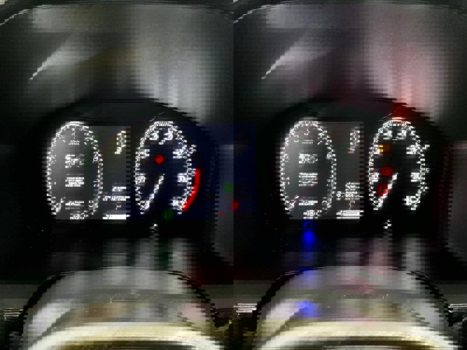 Used 2025 Honda CR-V LX image 24