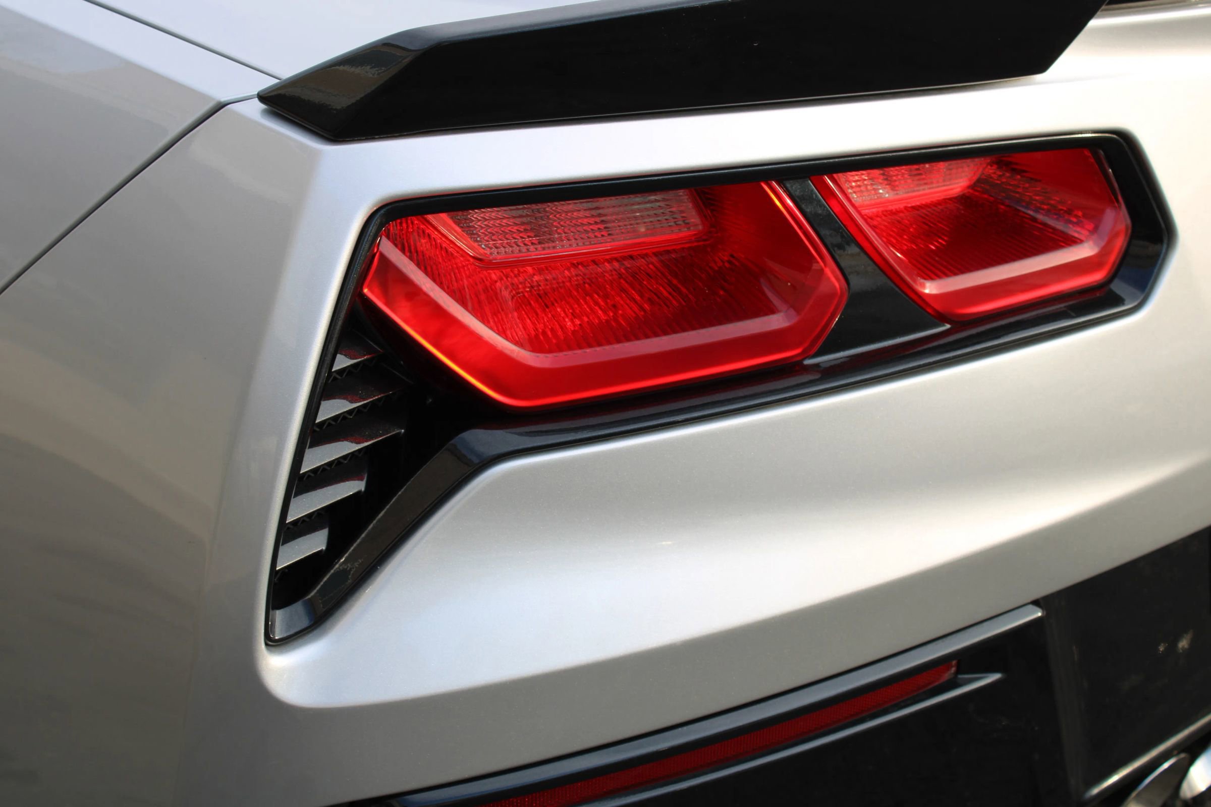 Used 2014 Chevrolet Corvette Stingray Coupe w/ 2LT Preferred Equipment Group image 25