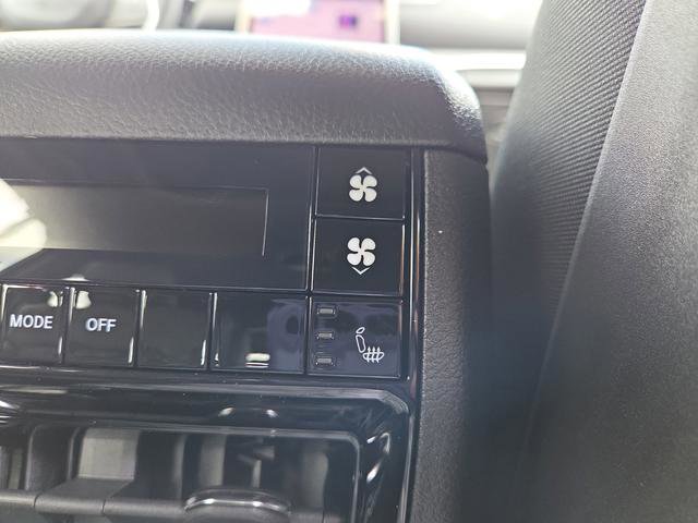 New 2025 Jeep Grand Cherokee L Limited w/ Luxury Tech Group II image 40