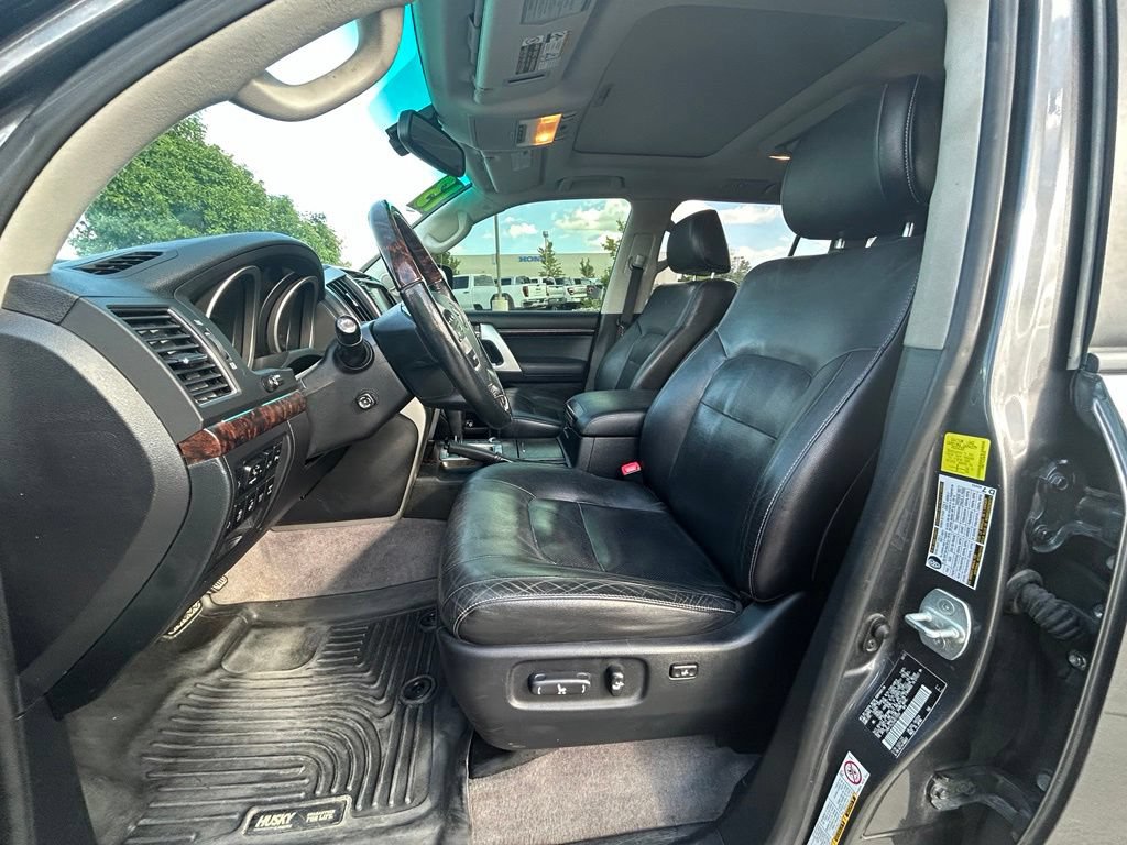 Used 2013 Toyota Land Cruiser AWD/4WD image 11