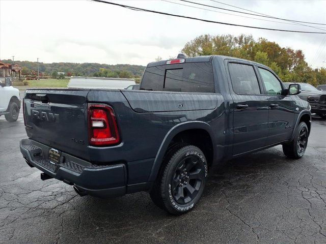 New 2026 RAM 1500 4x4 Crew Cab image 3