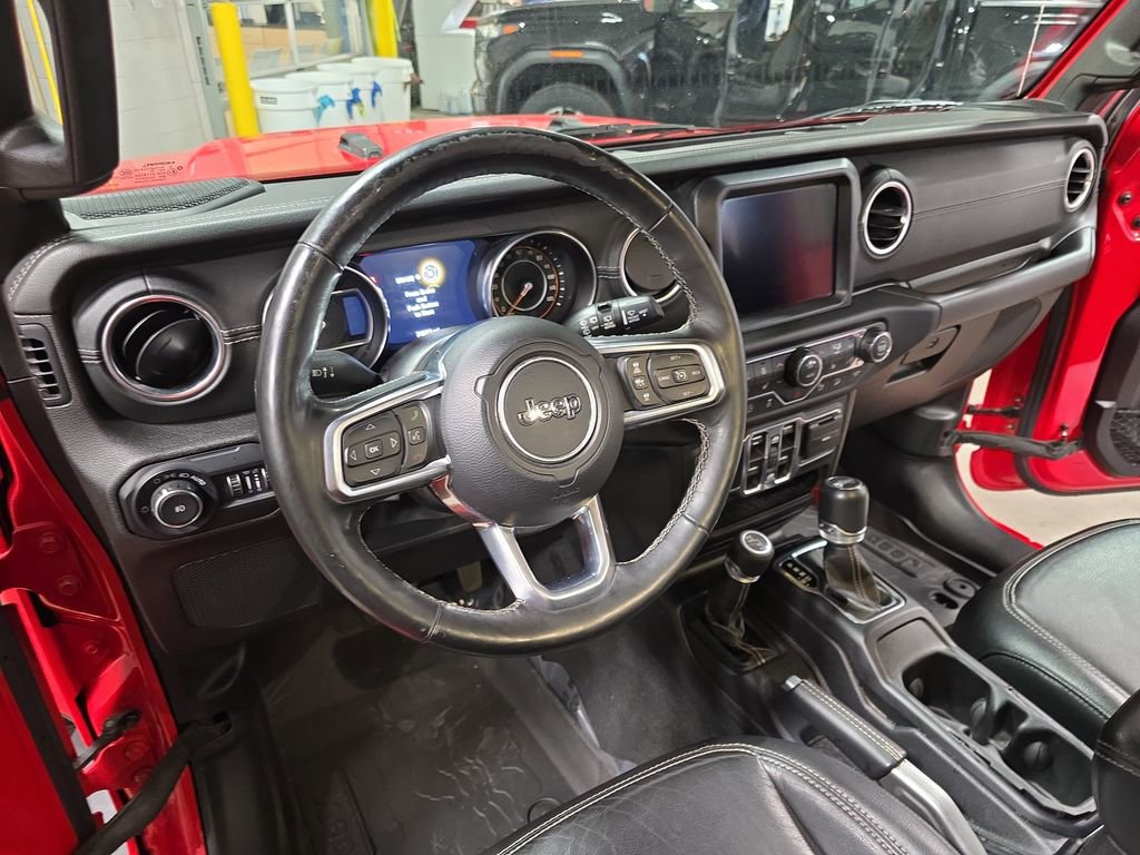 Used 2019 Jeep Wrangler Unlimited Sahara w/ Advanced Safety Group AWD/4WD image 16