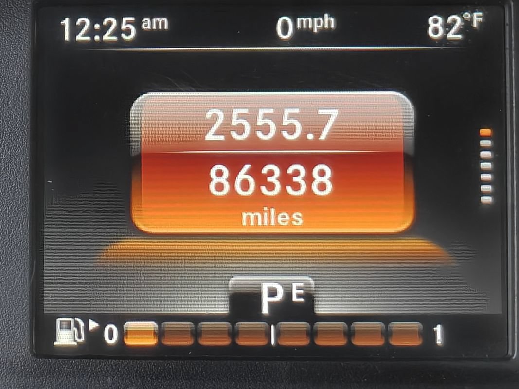Used 2016 smart fortwo pure RWD image 19