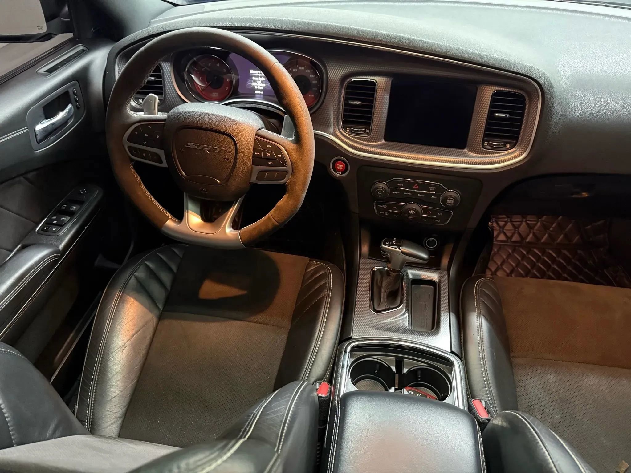 Used 2022 Dodge Charger SRT Hellcat w/ Harman/Kardon Audio Group image 23