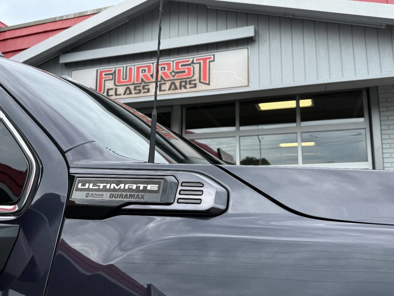Used 2024 GMC Sierra 3500 Denali Ultimate image 16