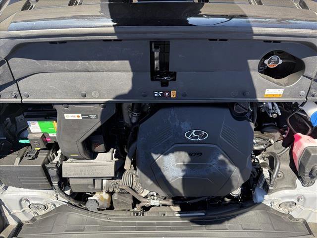 Used 2023 Hyundai Palisade Limited w/ Cargo Package image 22