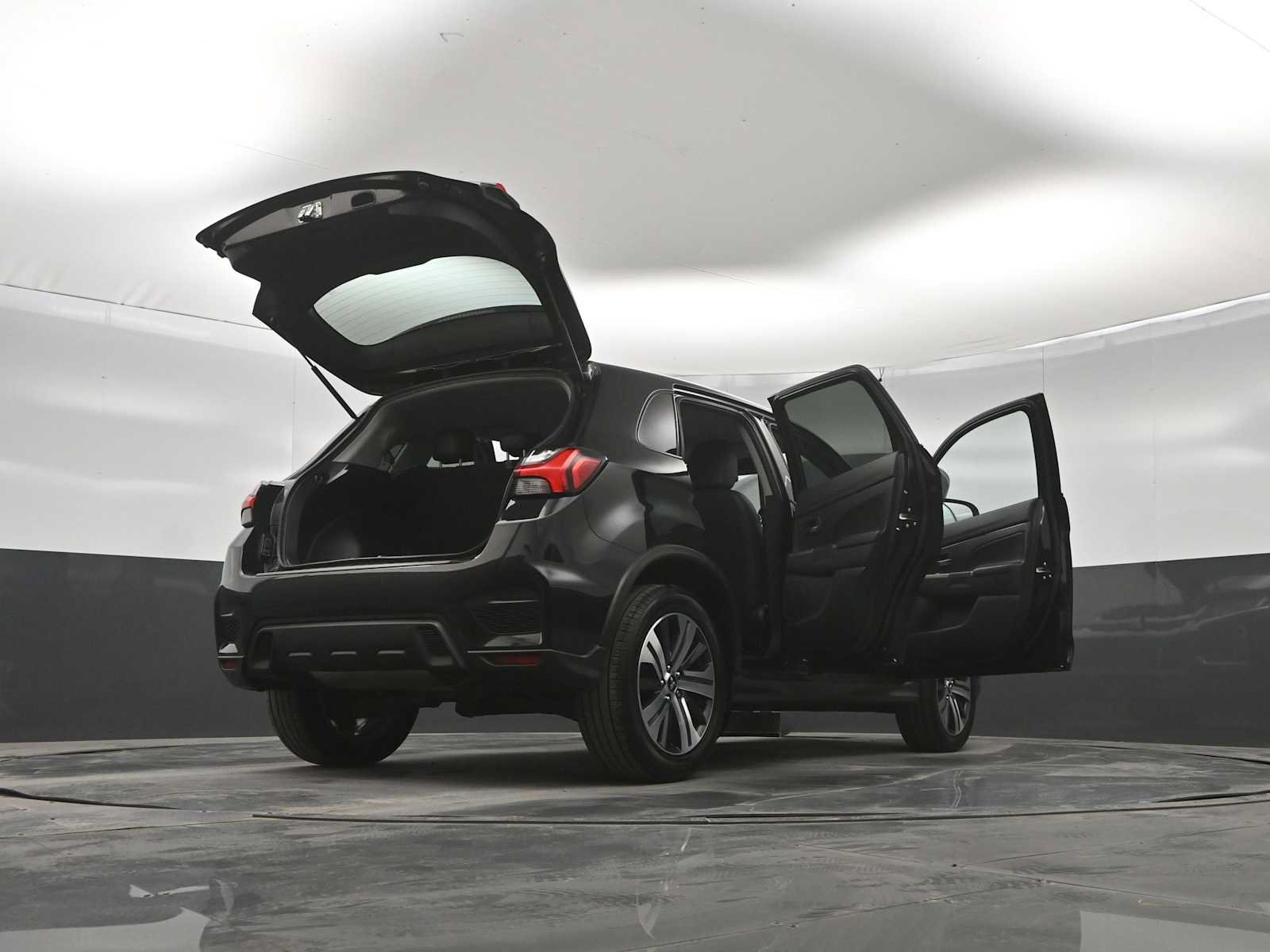 Used 2022 Mitsubishi Outlander Sport SE FWD image 47