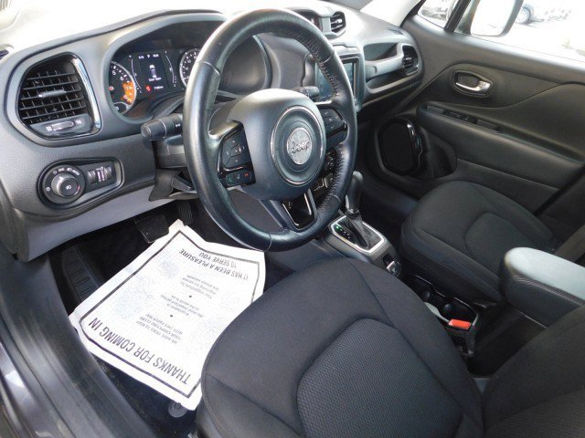 Used 2018 Jeep Renegade Altitude image 15