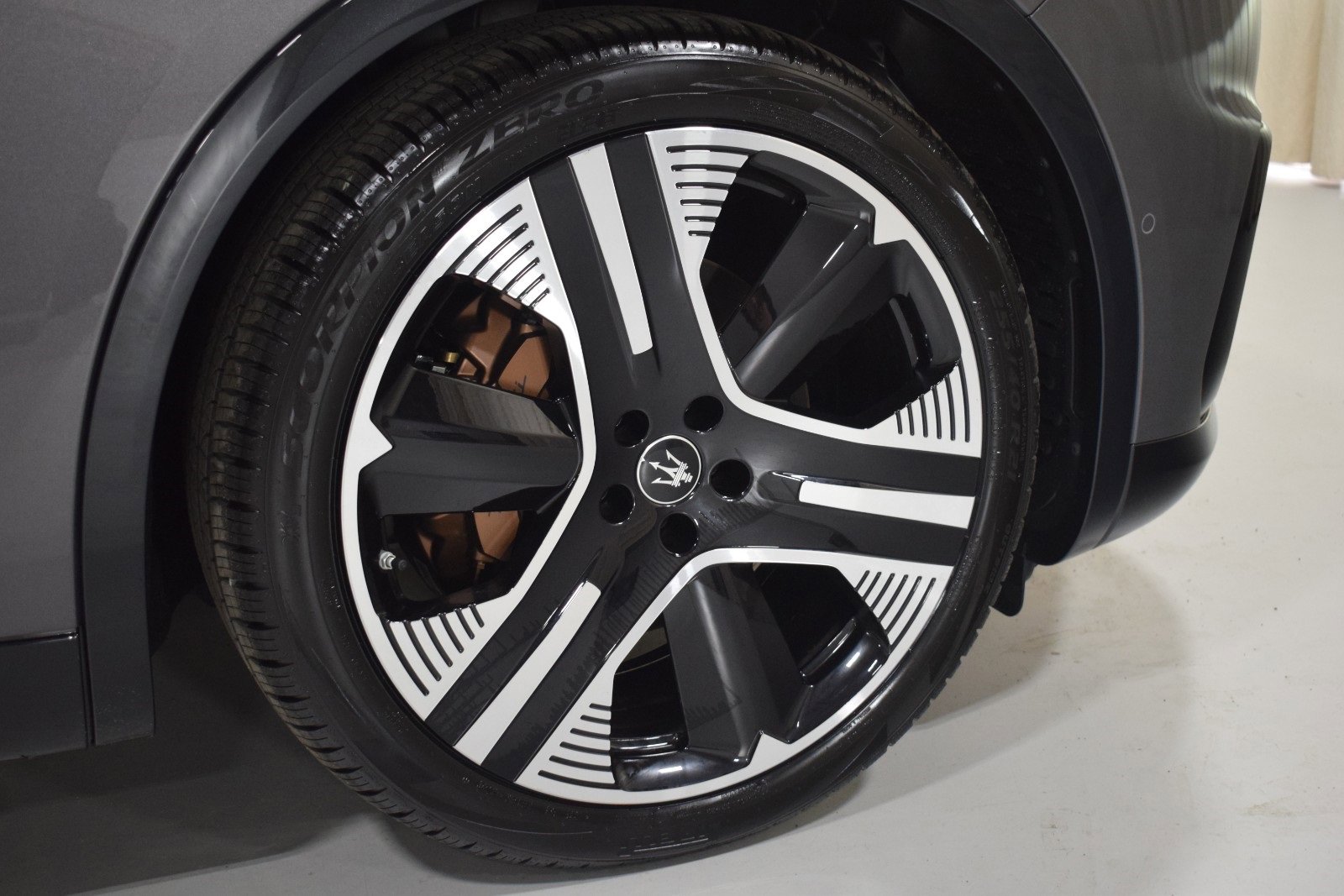 New 2025 Maserati Grecale Folgore image 19