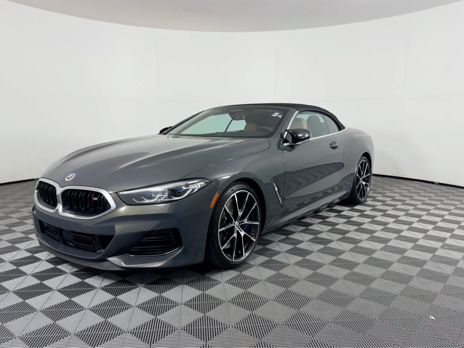 Used 2023 BMW M850i xDrive Convertible AWD/4WD image 7