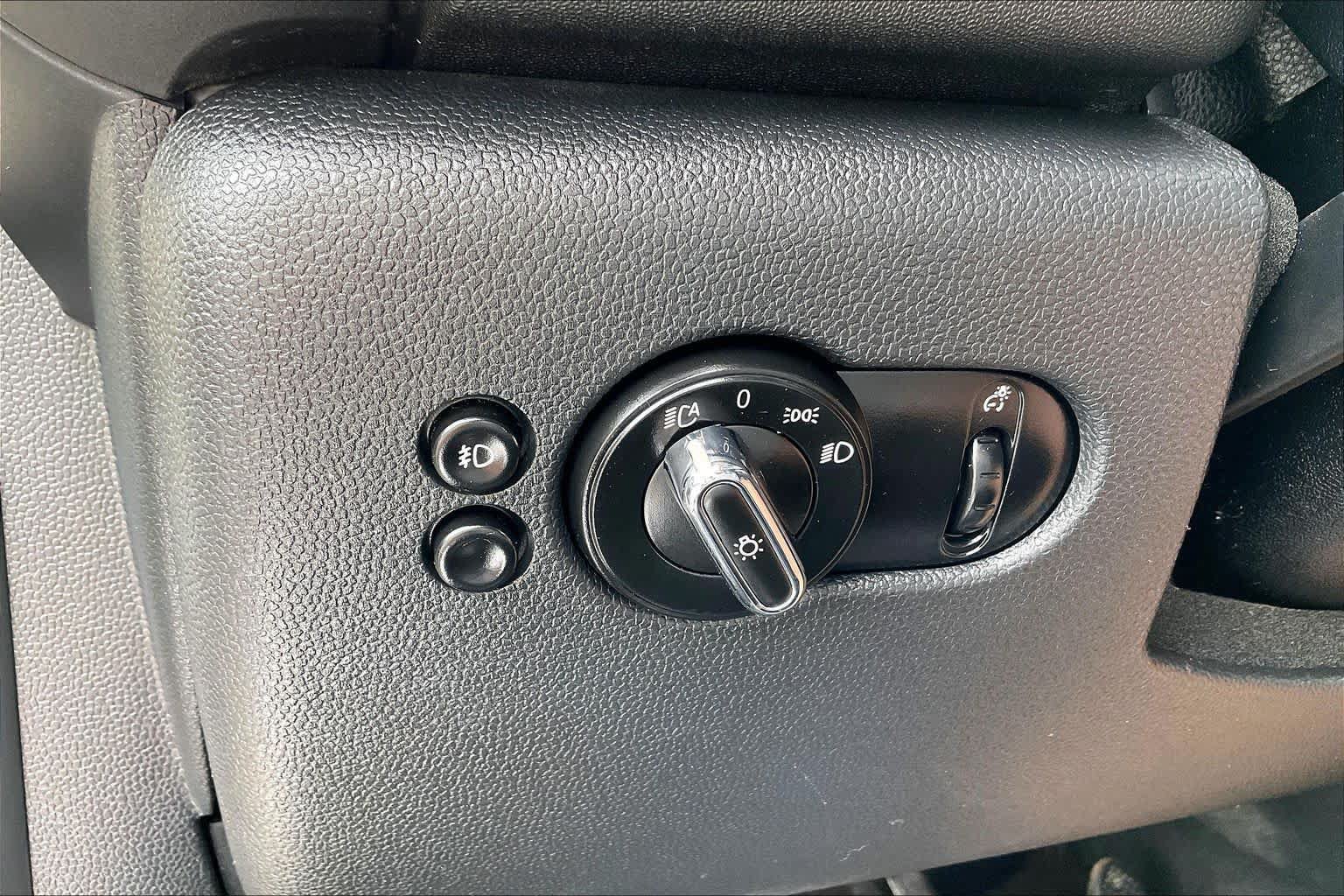 Used 2020 MINI Cooper S w/ Storage Package FWD image 34