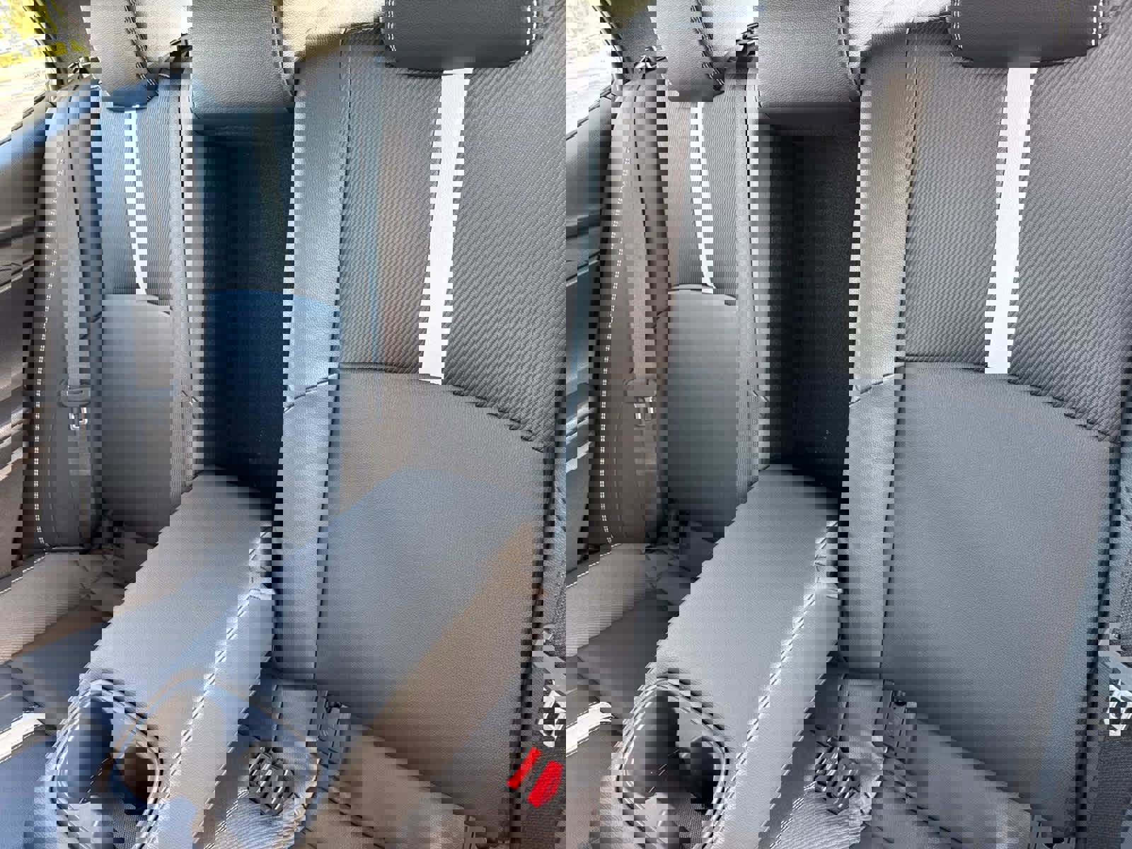 Used 2025 Toyota Camry SE image 13