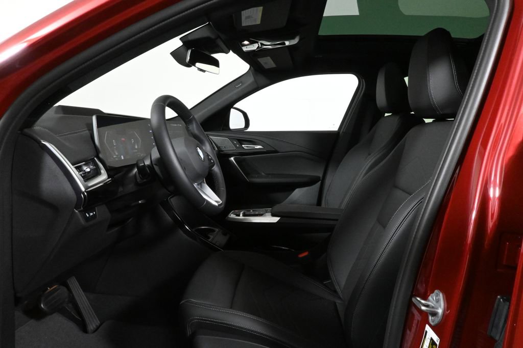 New 2026 BMW X2 xDrive28i w/ Technology Package image 3