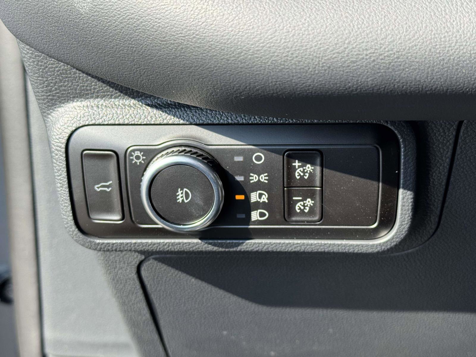 New 2026 Ford Explorer ST-Line image 17