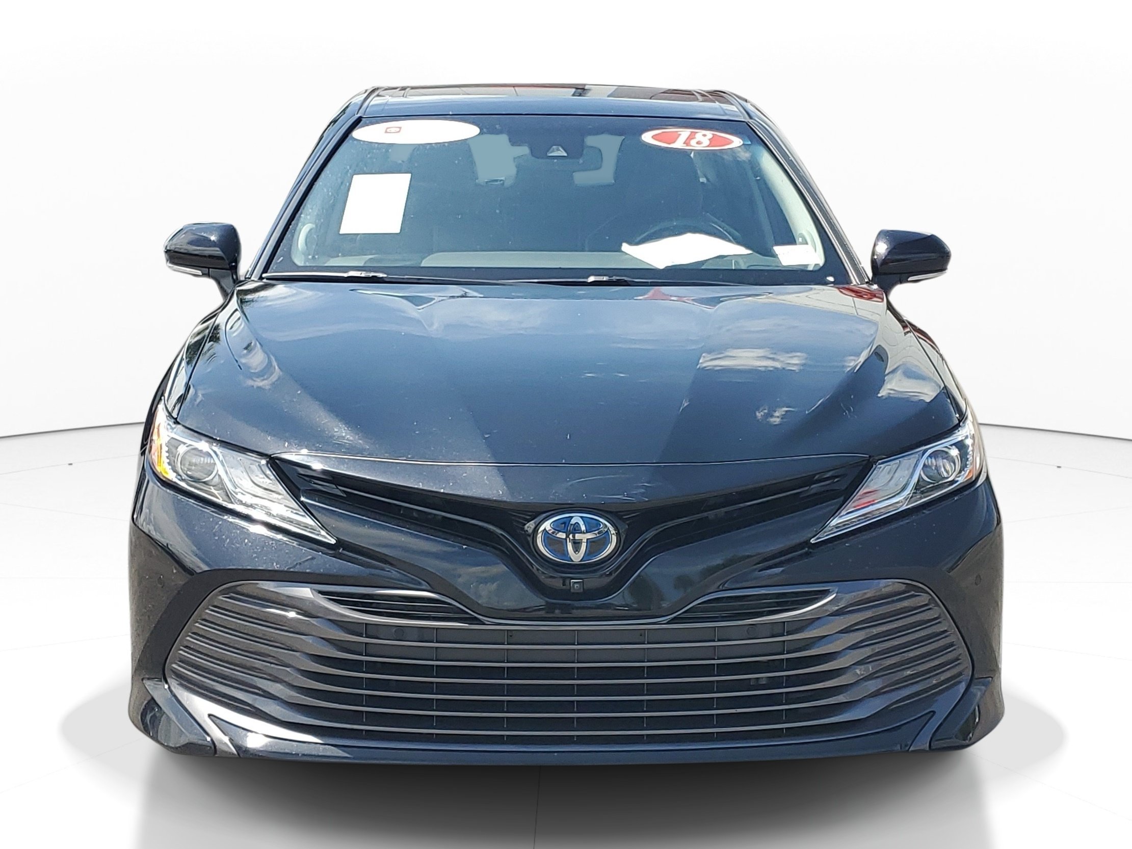 Certified 2018 Toyota Camry XLE w/ Audio Package FWD image 2