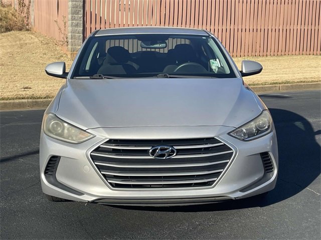 Used 2018 Hyundai Elantra SEL image 2