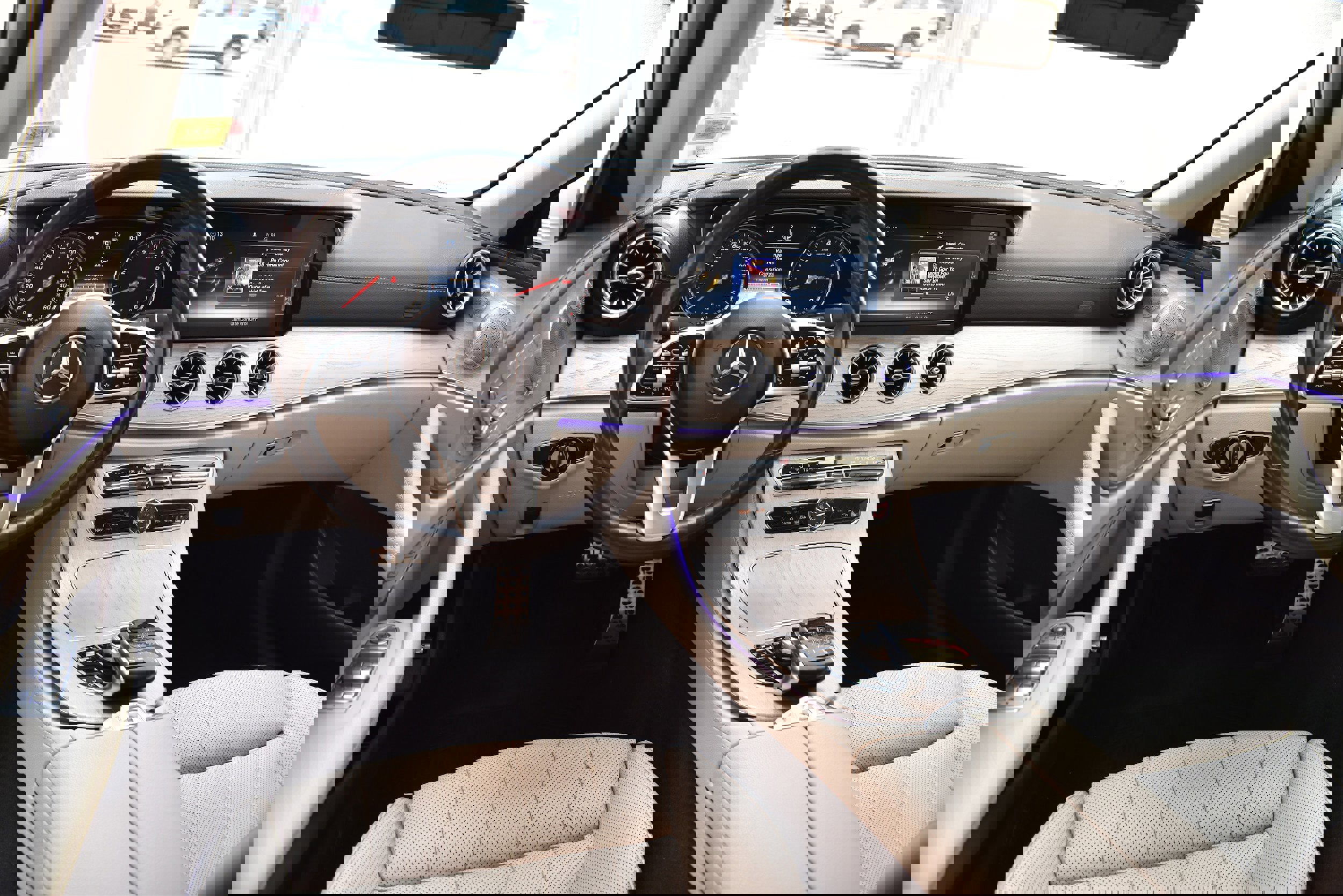 Used 2019 Mercedes-Benz E 450 Cabriolet image 32