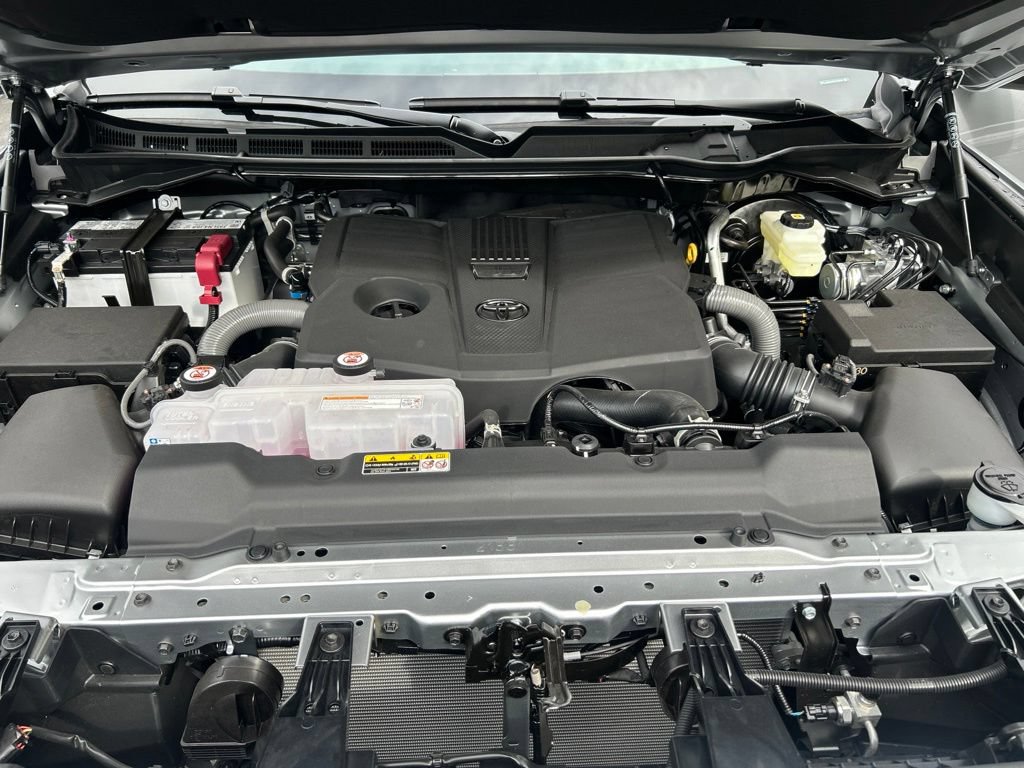 New 2026 Toyota Tundra SR5 AWD/4WD image 25