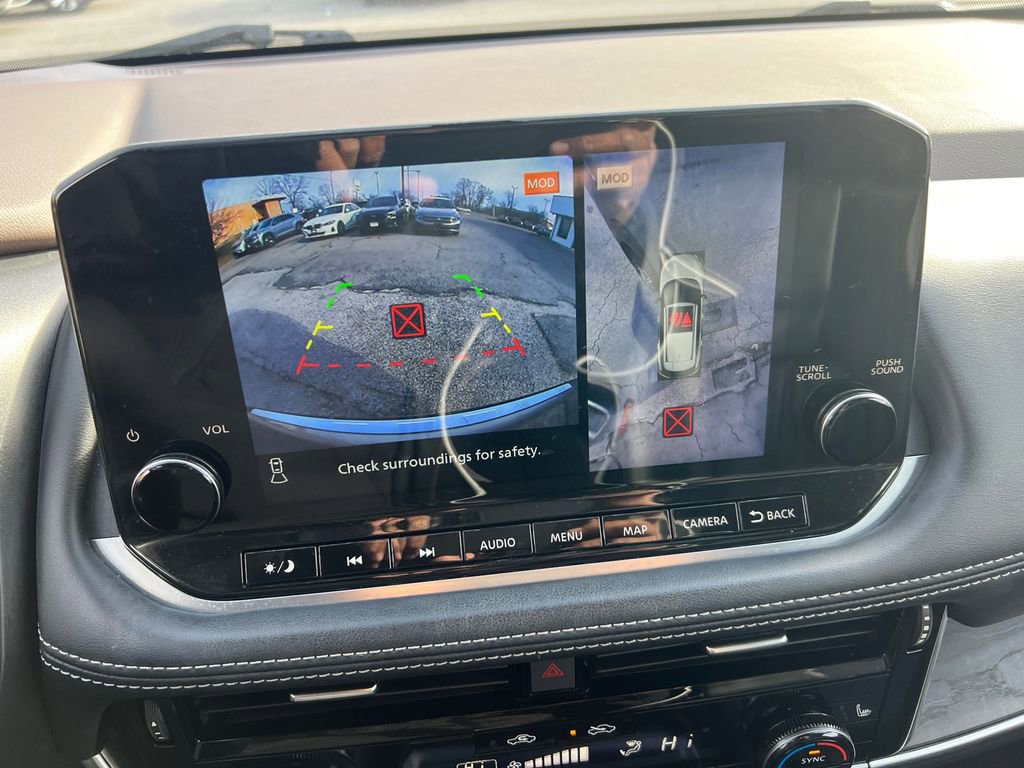 Used 2021 Nissan Rogue Platinum image 30