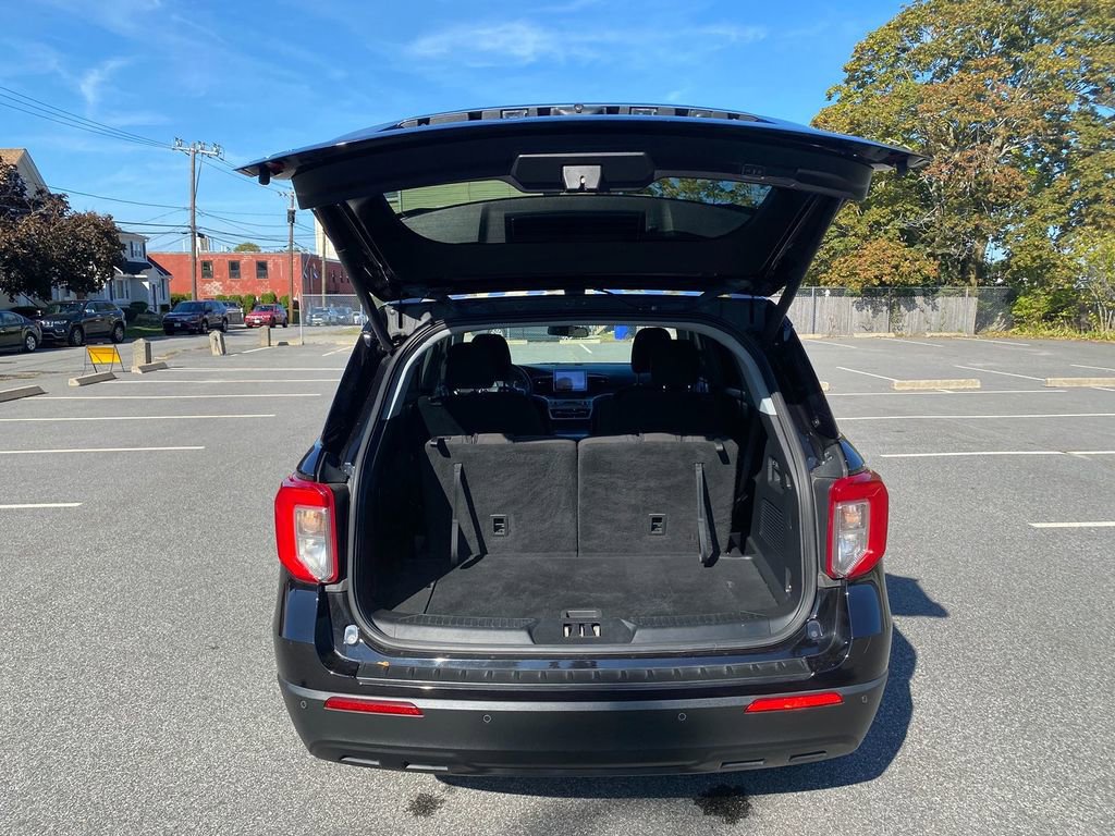 Used 2022 Ford Explorer XLT image 24