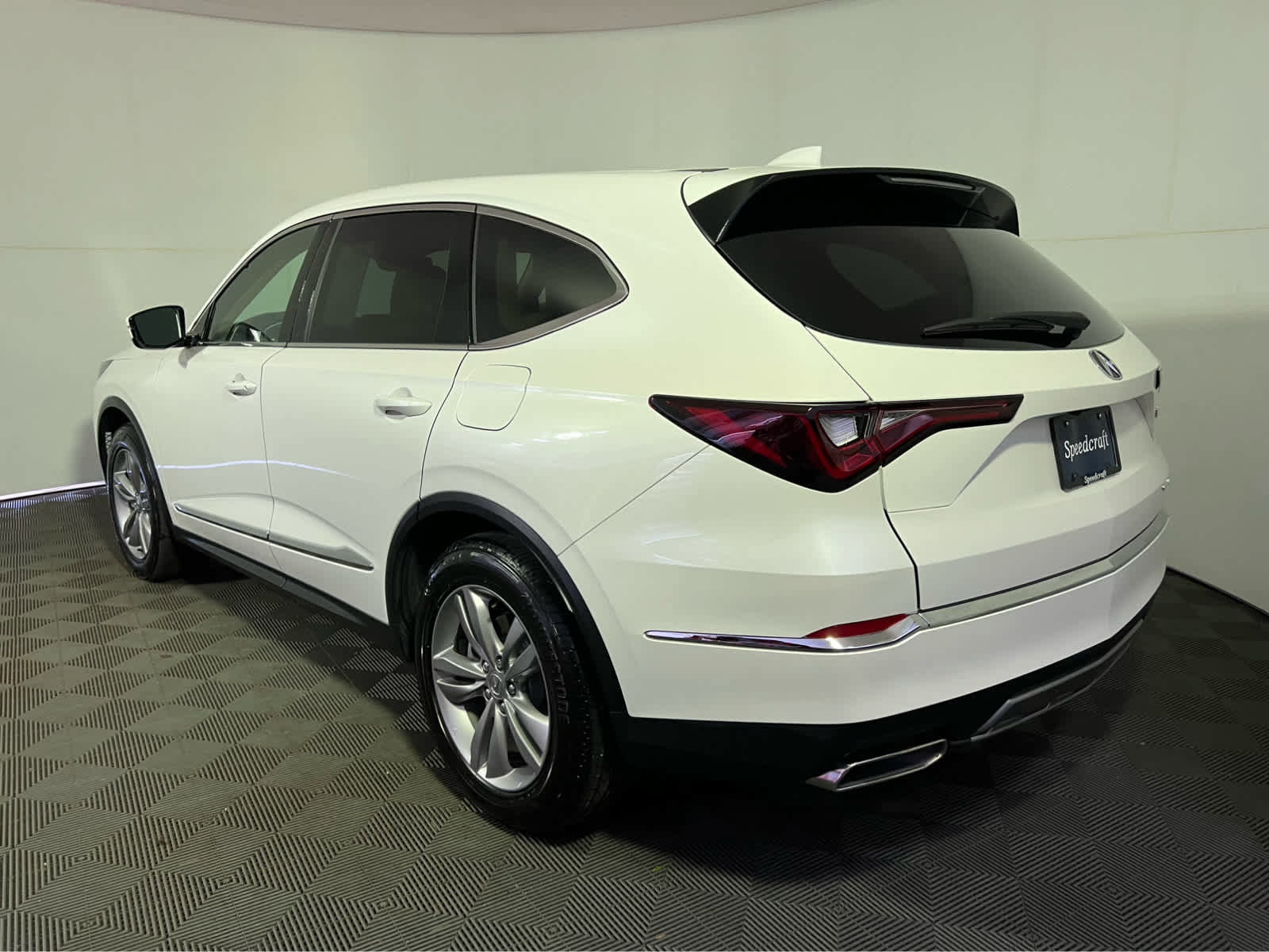 Used 2026 Acura MDX SH-AWD image 5