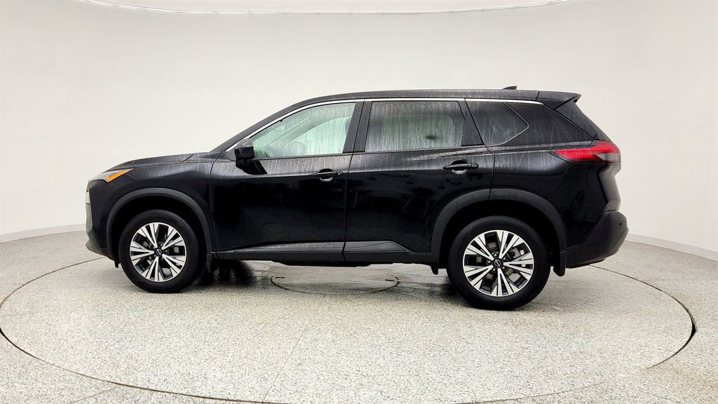 Used 2023 Nissan Rogue SV image 8