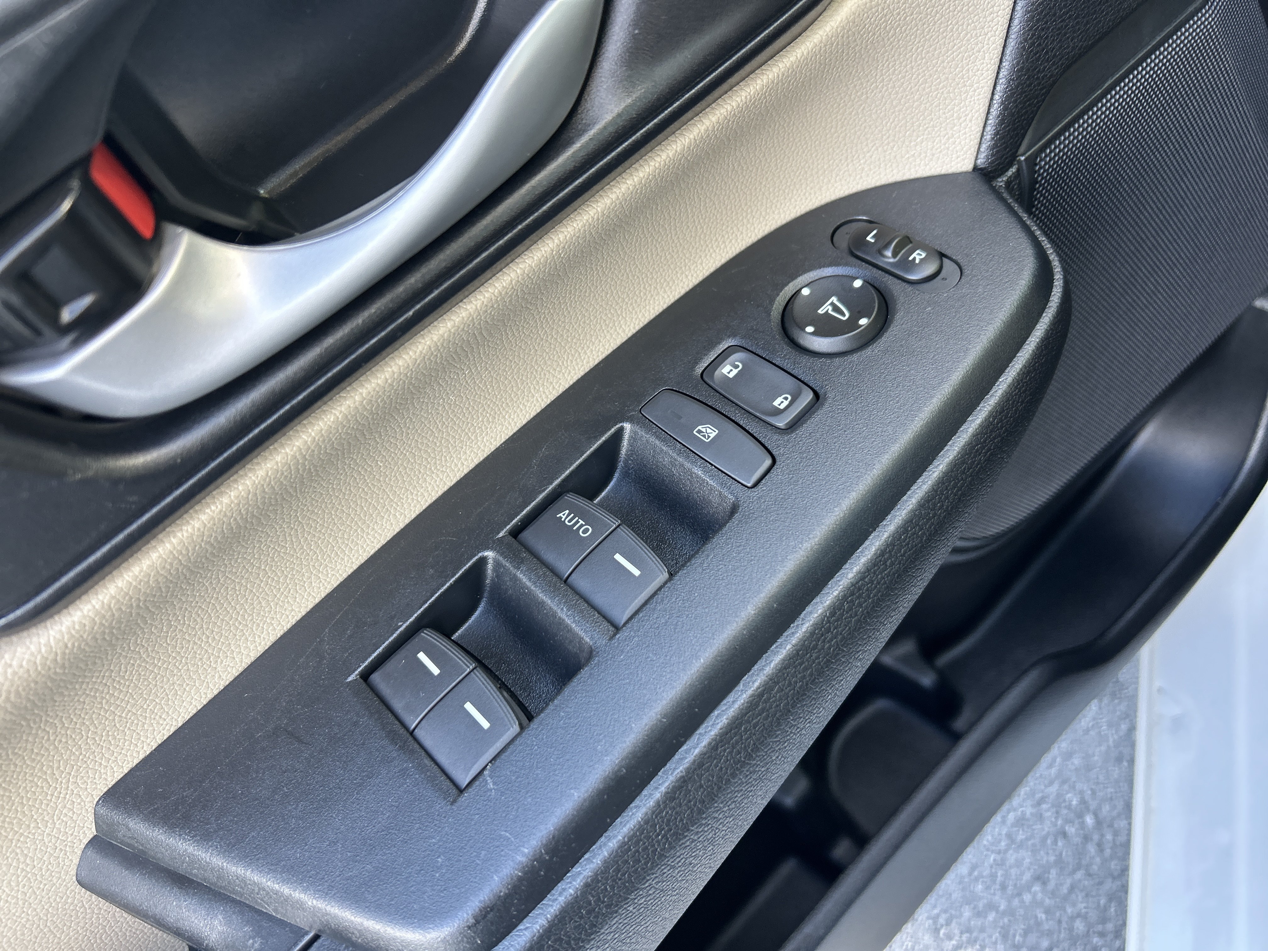 Certified 2019 Honda CR-V LX image 23