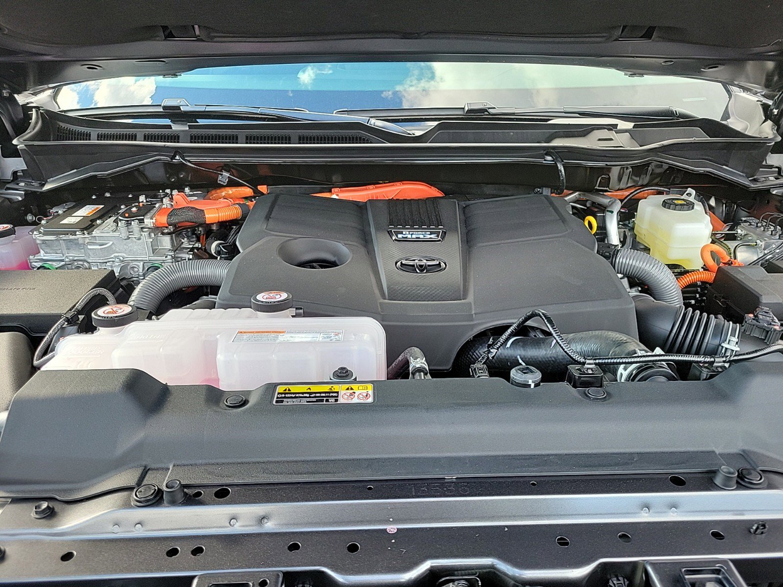 New 2025 Toyota Tundra Limited image 16