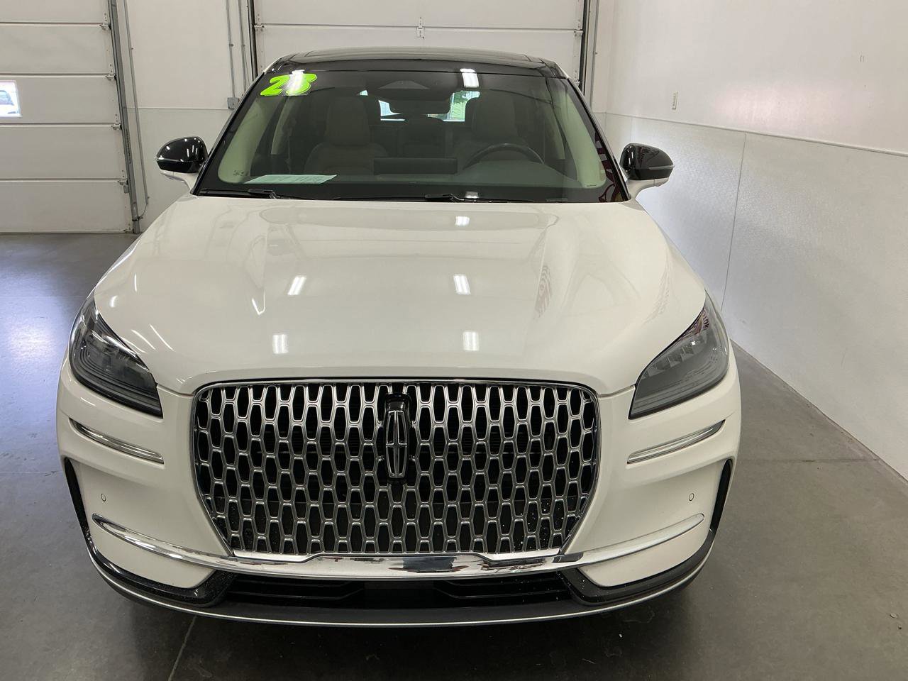 Used 2023 Lincoln Corsair AWD w/ Equipment Group 101A image 8