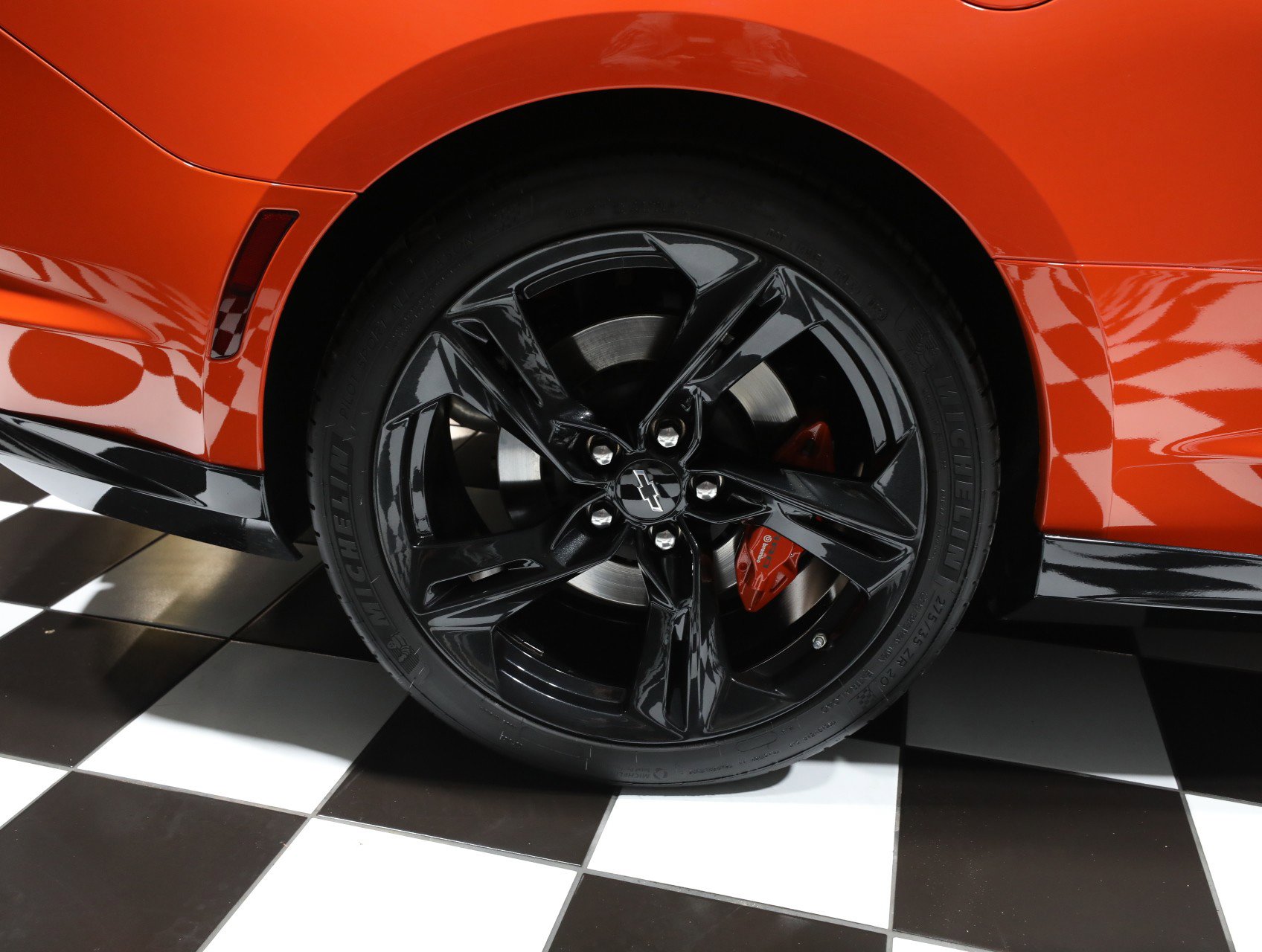 Used 2020 Chevrolet Camaro SS RWD image 48