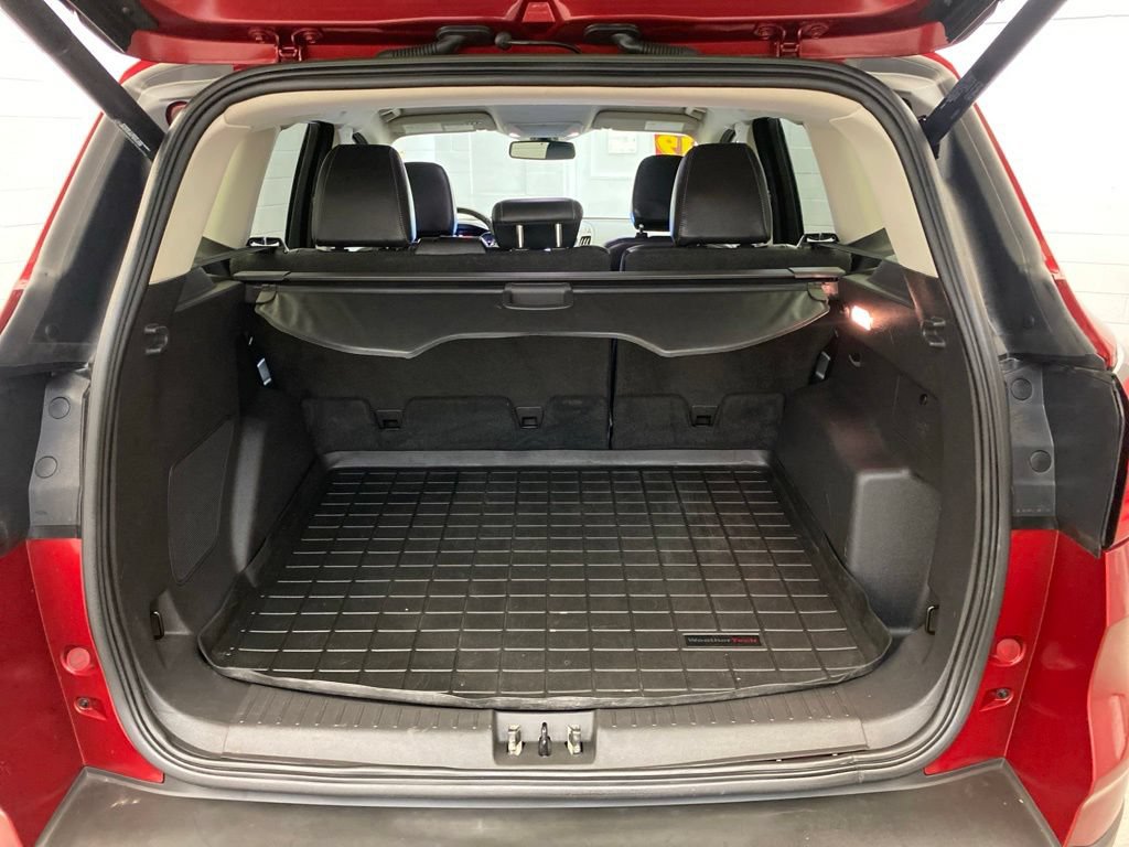 Used 2019 Ford Escape Titanium FWD image 24