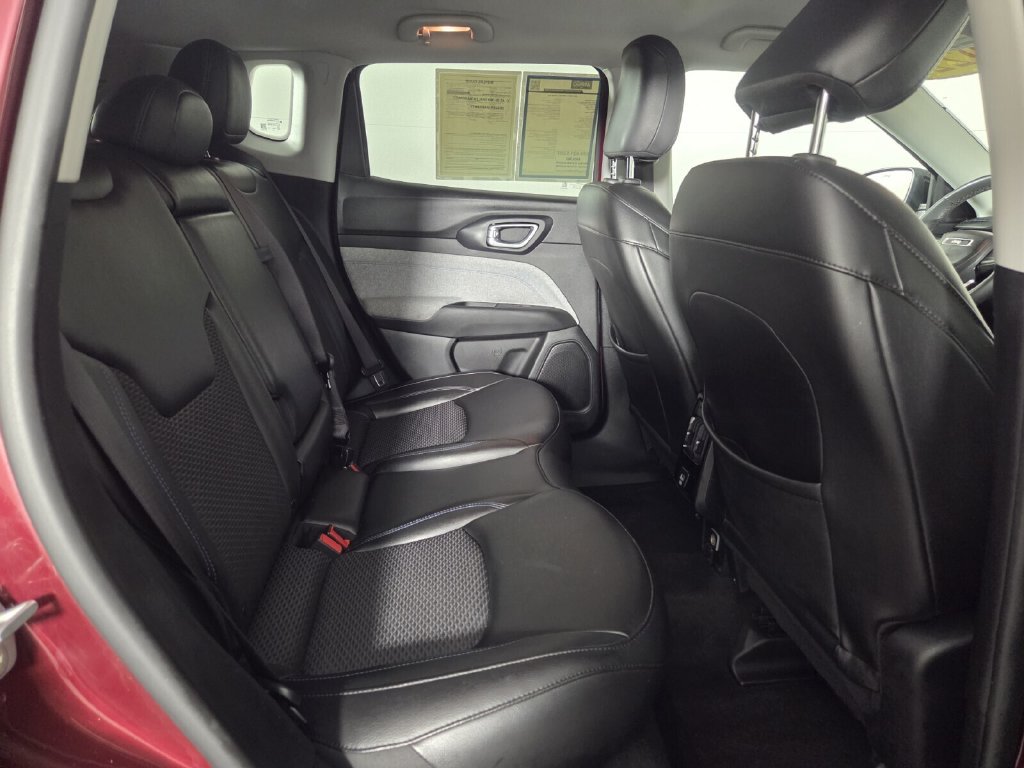 Used 2022 Jeep Compass Latitude AWD/4WD image 28