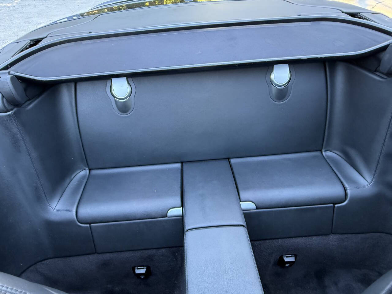 Used 2009 Mercedes-Benz SL 550 image 23